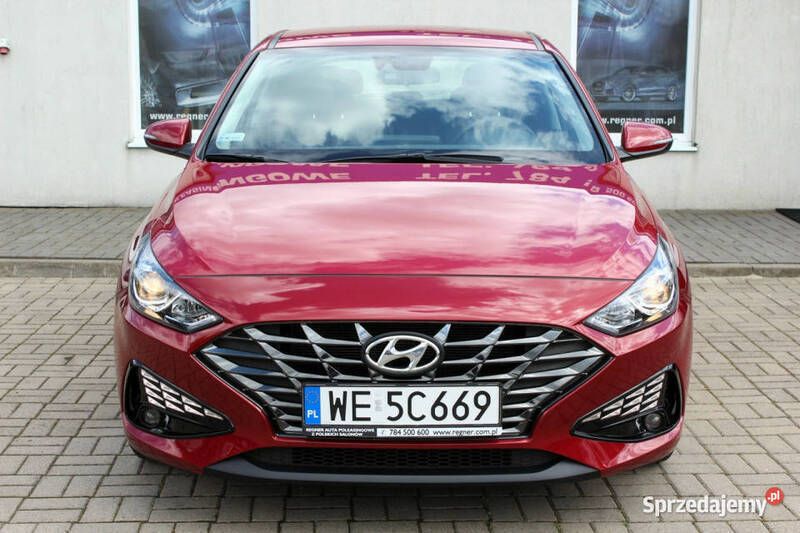 Bordowy Używany 2021 Hyundai i30 Comfort Hatchback | 57 900 zł - Obraz 1/4