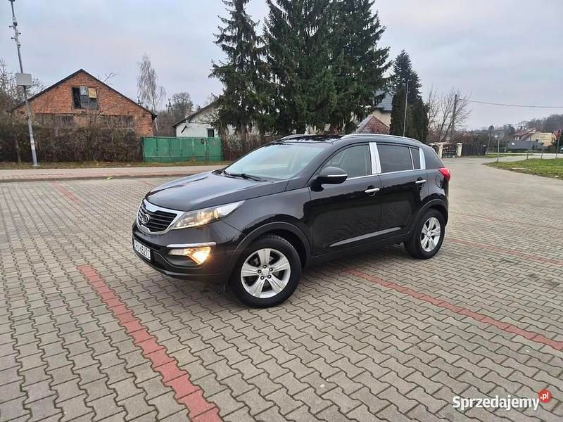 Czarny Używany 2011 Kia Sportage SUV | 35 500 zł (Uczciwa cena) - Obraz 1/4