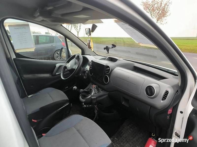 Używany Peugeot Partner 2016 Biały Minivan