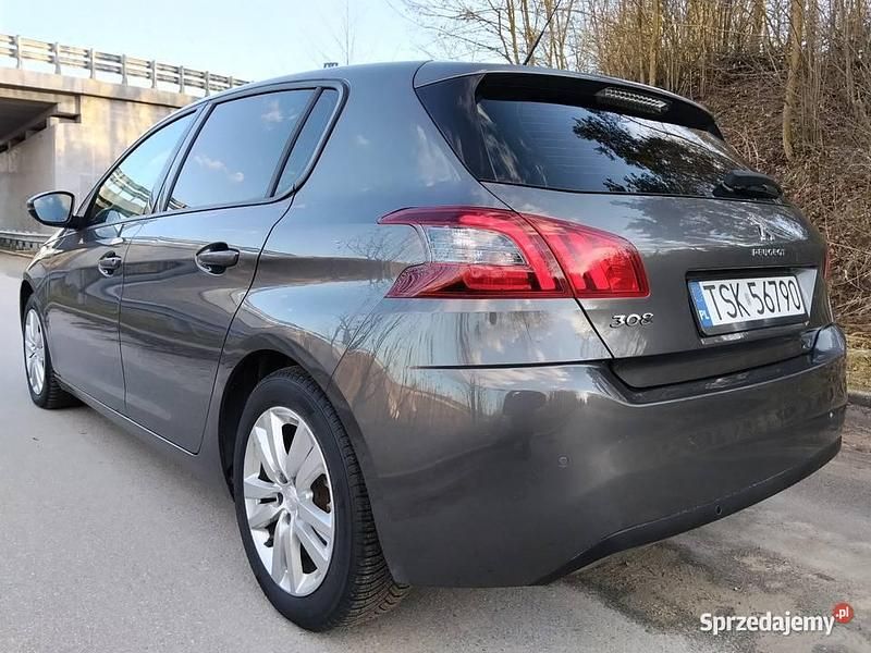 Używany Peugeot 308 2020 Szary Hatchback