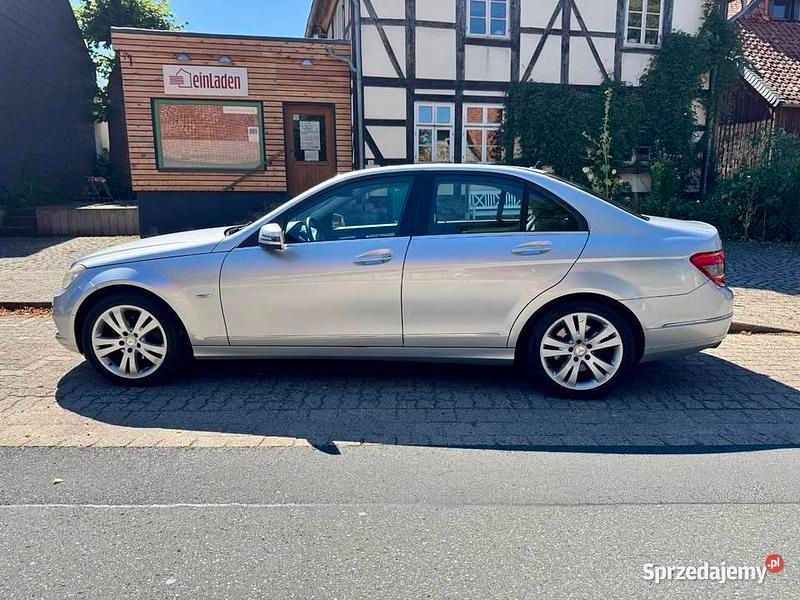 Używany Mercedes 200 2010