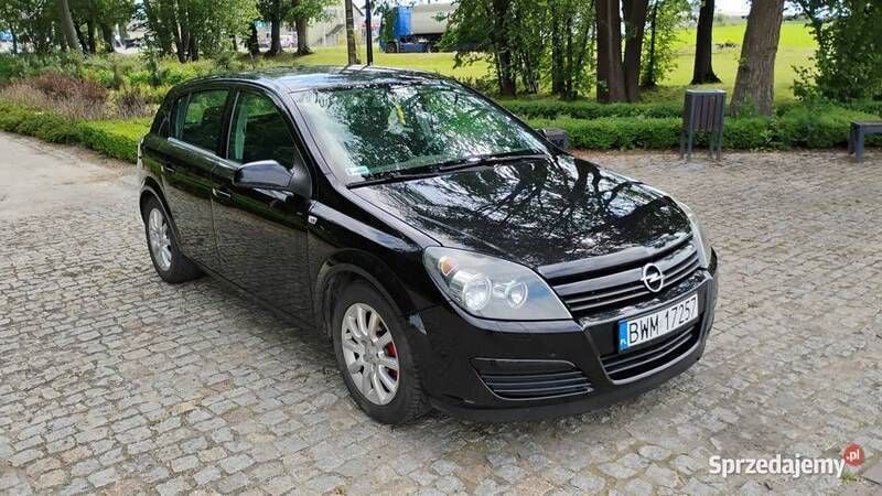 Czarny Używany 2004 Opel Astra Hatchback | 4500 zł (Dobra cena) - Obraz 1/3