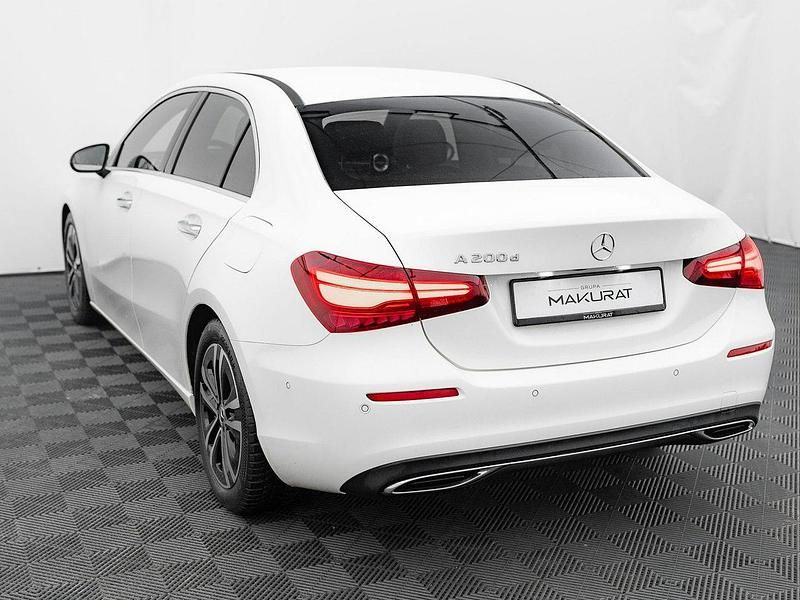 Używany Mercedes A200 150 KM (110 kW) 2023 Biały (metalik) Sedan/Limuzyna