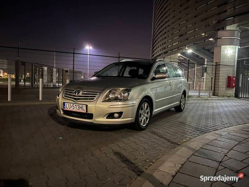 Srebrny Używany 2007 Toyota Avensis T2 Sedan/Limuzyna | 15 900 zł (Dość drogi) - Obraz 1/4