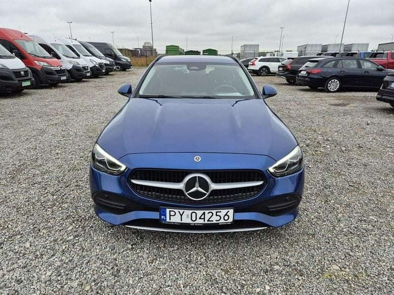 Używany Mercedes C200 163 KM (119 kW) 2022 Niebieski ciemny Kombi