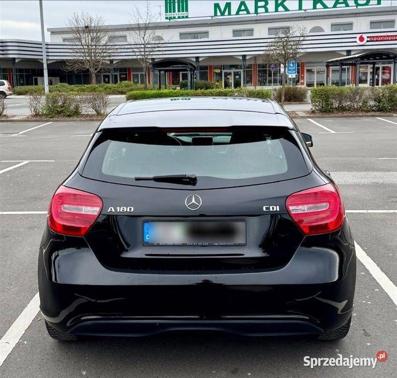 Używany 2015 Mercedes A180 | 44 500 zł (Uczciwa cena) - Obraz 1/4