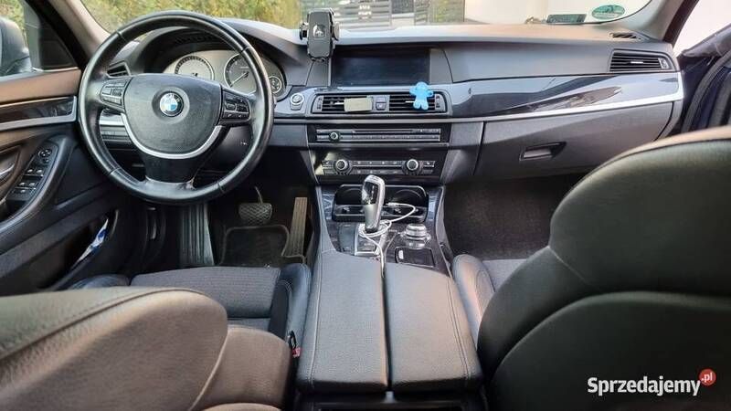 Niebieski Używany 2010 BMW 520 Kombi | 37 500 zł - Obraz 1/3