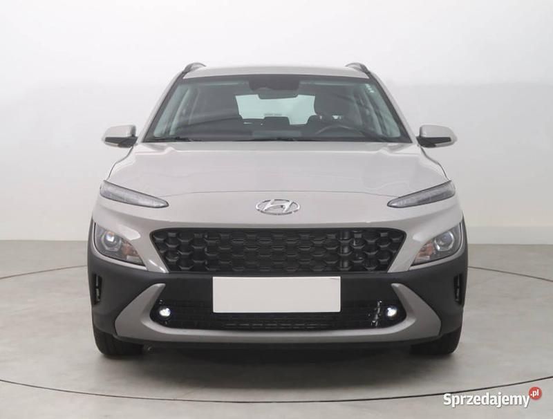 Szary Używany 2023 Hyundai Kona SUV | 73 999 zł (Super Cena) - Obraz 1/4