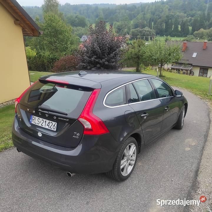 Używany 2013 Volvo V60 Kombi | 44 900 zł - Obraz 1/4