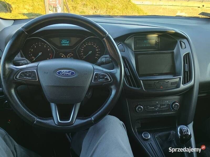 Czarny Używany 2018 Ford Focus Sedan/Limuzyna | 37 900 zł (Uczciwa cena) - Obraz 1/4