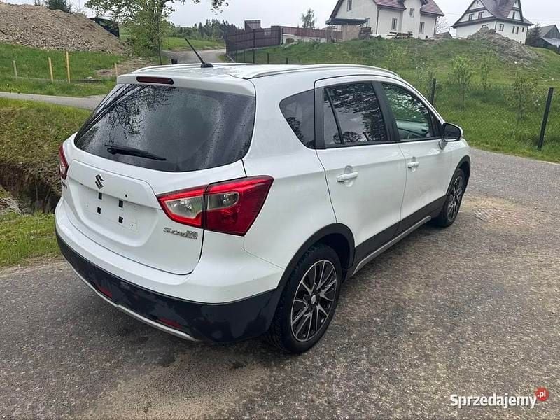 Używany Suzuki SX4 S-Cross 120 KM (88 kW) 2014