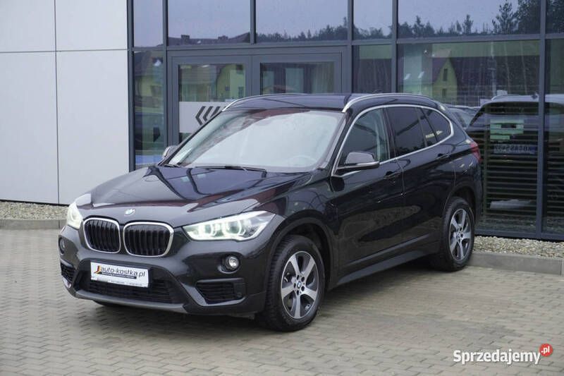 Czarny Używany 2018 BMW X1 Sport Line SUV | 86 999 zł (Uczciwa cena) - Obraz 1/3