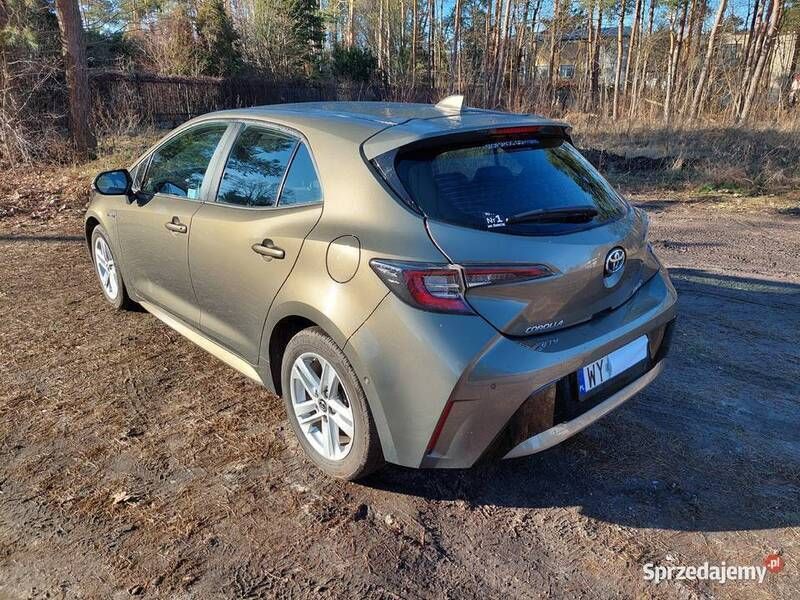 Używany Toyota Corolla 122 KM (89 kW) 2019 Brązowy Hatchback