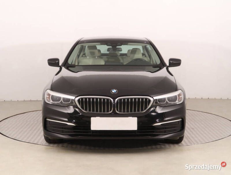 Czarny Używany 2017 BMW 520 Sedan/Limuzyna | 96 999 zł (Dobra cena) - Obraz 1/4
