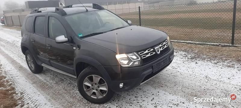 Czarny Używany 2016 Dacia Duster SUV | 27 500 zł (Super Cena) - Obraz 1/4
