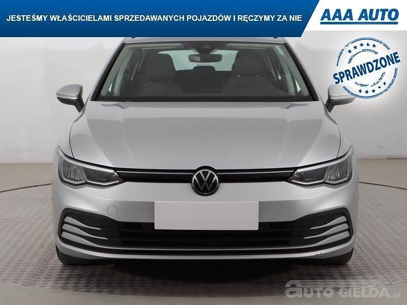 Używany VW Golf VIII 2022 Srebrny
