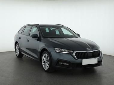 Szary Używany 2021 Skoda Octavia Kombi | 71 999 zł (Uczciwa cena) - Obraz 1/4