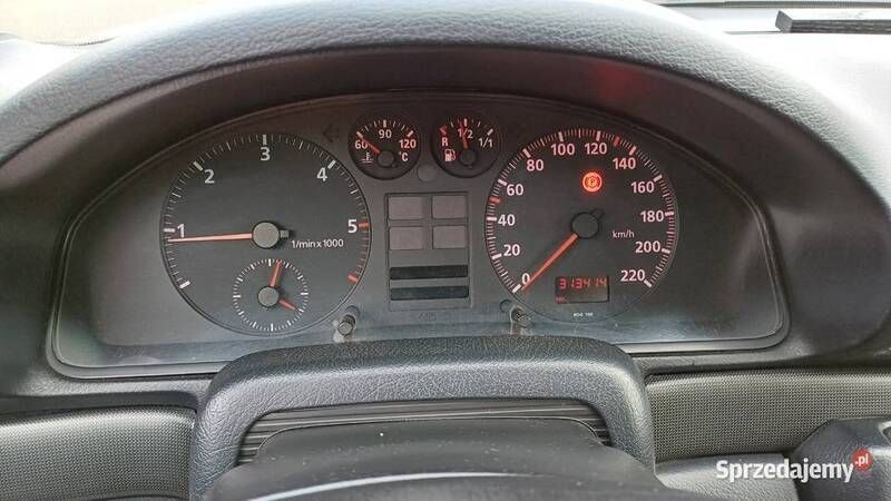 Używany 1996 Audi A4 | 3000 zł (Uczciwa cena) - Obraz 1/4