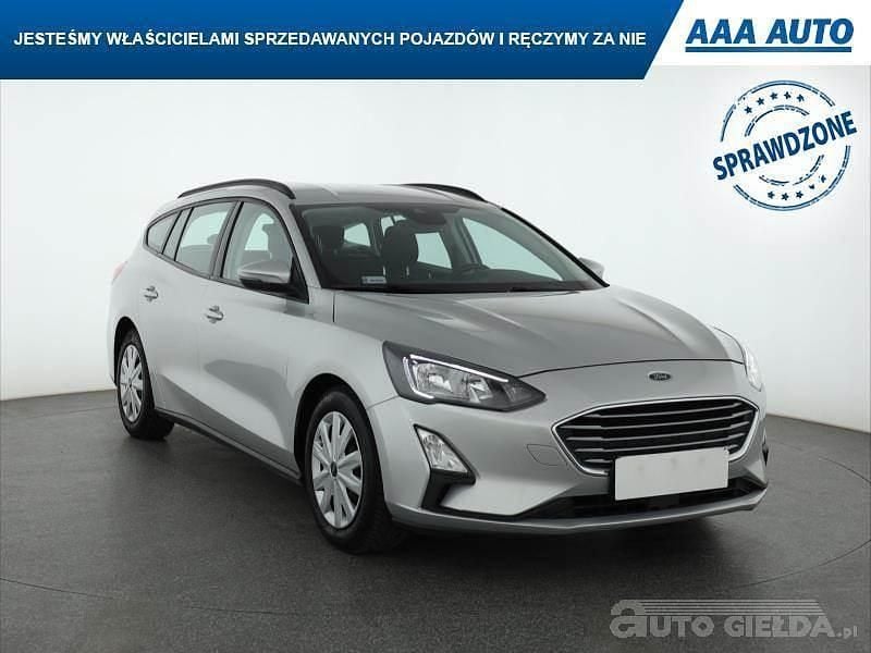 Używany Ford Focus 2019 Srebrny