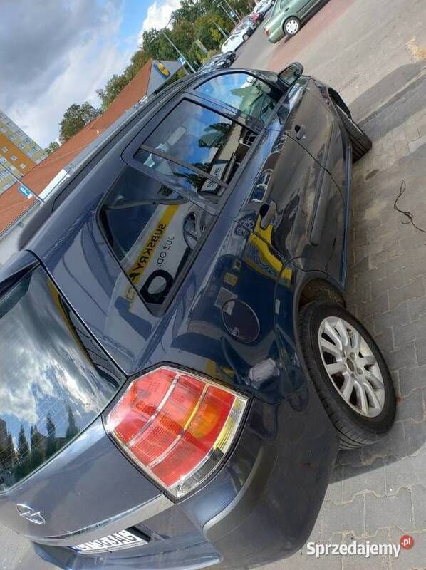 Używany 2006 Opel Zafira Minivan | 7500 zł (Uczciwa cena) - Obraz 1/4