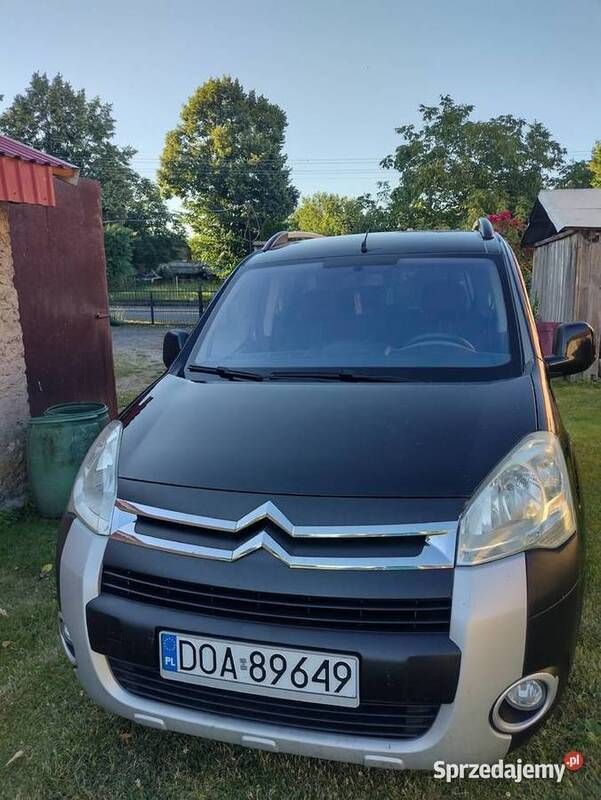 Używany 2010 Citroën Berlingo Minivan | 20 500 zł (Uczciwa cena) - Obraz 1/4