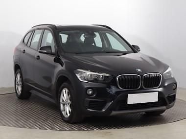 Czarny Używany 2018 BMW X1 SUV | 64 999 zł (Dobra cena) - Obraz 1/4