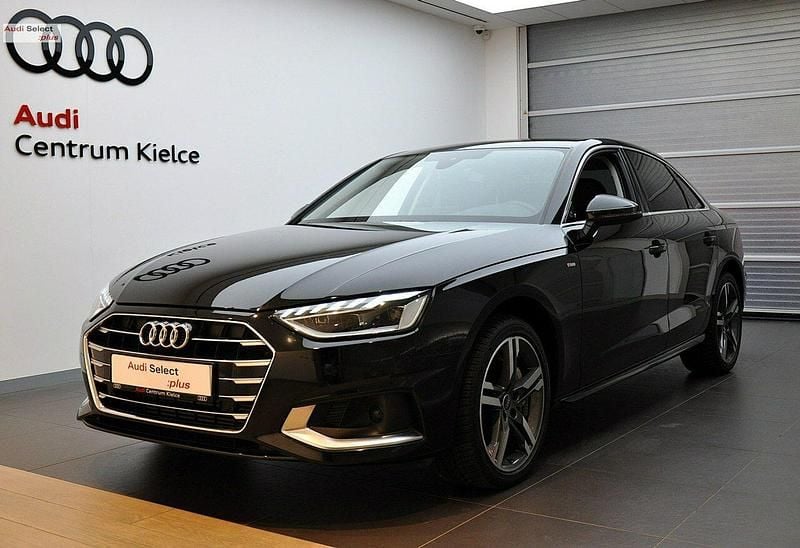 Czarny Używany 2022 Audi A4 Ambiente Sedan/Limuzyna | 129 980 zł (Drogi) - Obraz 1/4