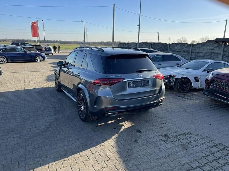 Używany Mercedes GLE400 AMG line 330 KM (242 kW) 2023 Czarny SUV