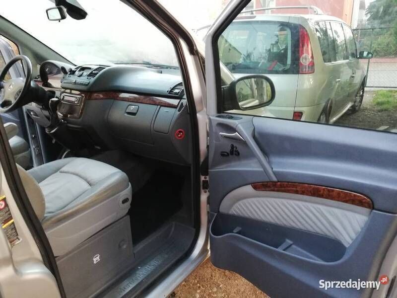 Używany Mercedes Viano 2003 Srebrny Minivan