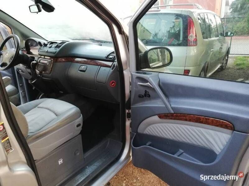 Srebrny Używany 2003 Mercedes Viano Minivan | 26 000 zł - Obraz 1/3