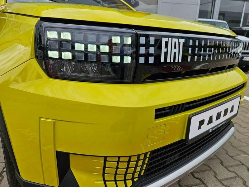 Nowe Fiat Grande Panda Icon 100 KM (73 kW) 2025 Żółty (metalik) Hatchback