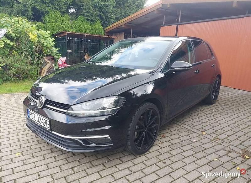 Czarny Używany 2017 VW Golf VII Hatchback | 43 000 zł (Uczciwa cena) - Obraz 1/4