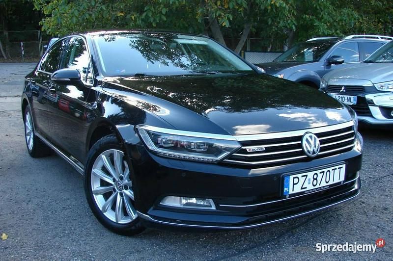 Czarny Używany 2016 VW Passat Sedan/Limuzyna | 56 900 zł (Uczciwa cena) - Obraz 1/4