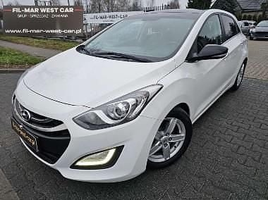 Używany Hyundai i30 110 KM (80 kW) 2014 Inny kolor Sedan/Limuzyna