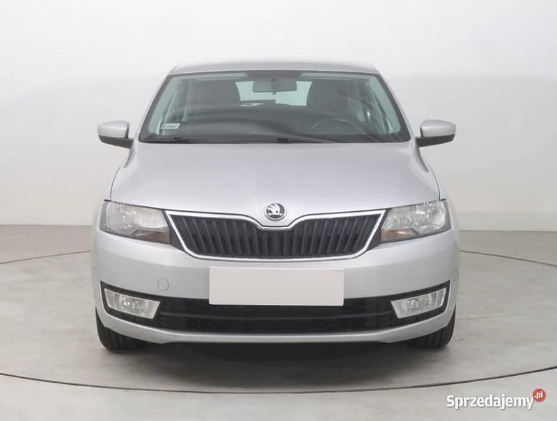 Używany Skoda Rapid 2016 Srebrny Hatchback