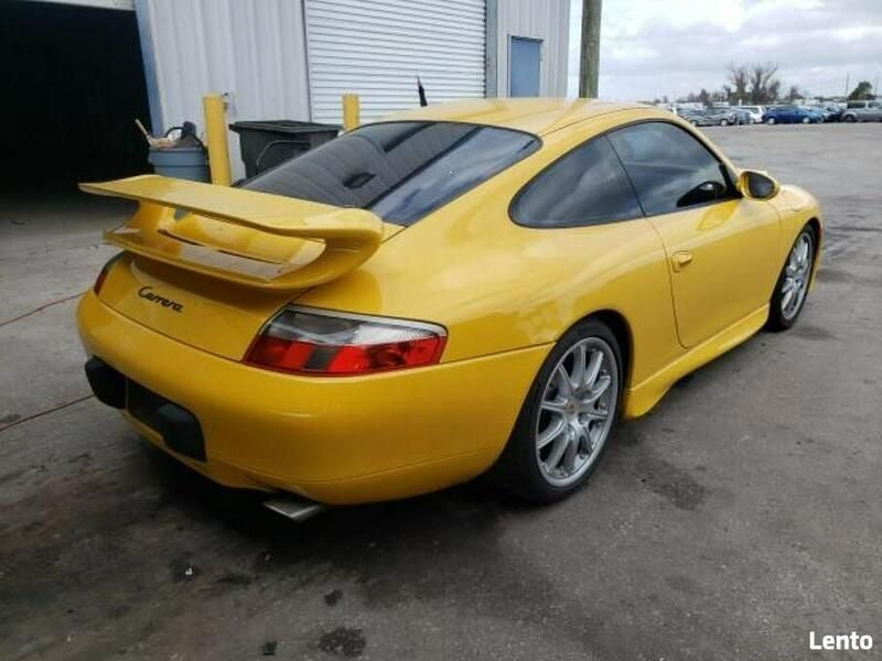 Używany Porsche 911 300 KM (220 kW) 2000 Żółty Coupe