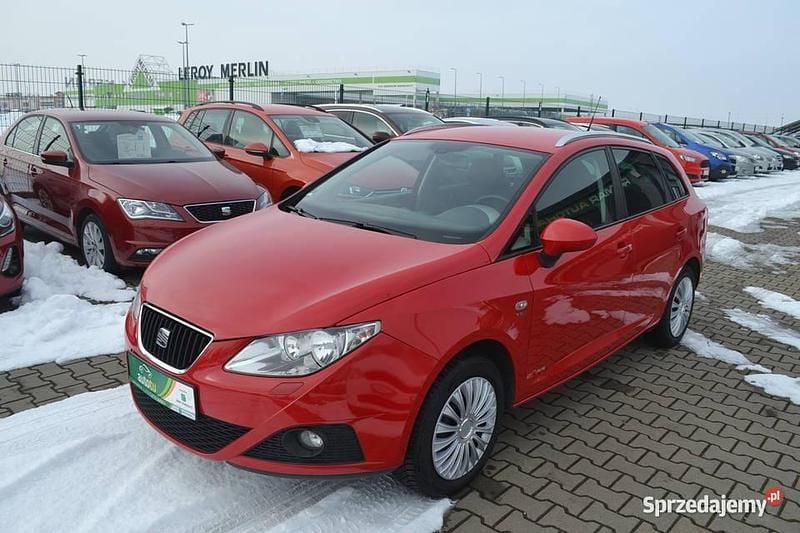 Używany Seat Ibiza ST 2012 Czerwony Kombi