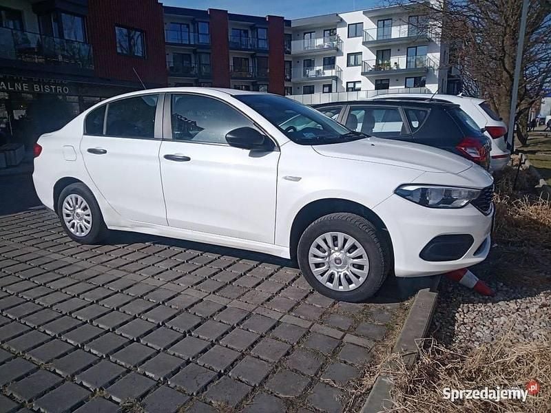 Używany Fiat Tipo 2017 Biały Sedan/Limuzyna