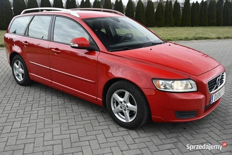 Czerwony Używany 2012 Volvo V50 Kombi | 15 900 zł (Dobra cena) - Obraz 1/4