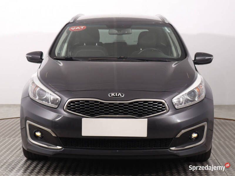 Szary Używany 2018 Kia Ceed Kombi | 38 499 zł (Dobra cena) - Obraz 1/4
