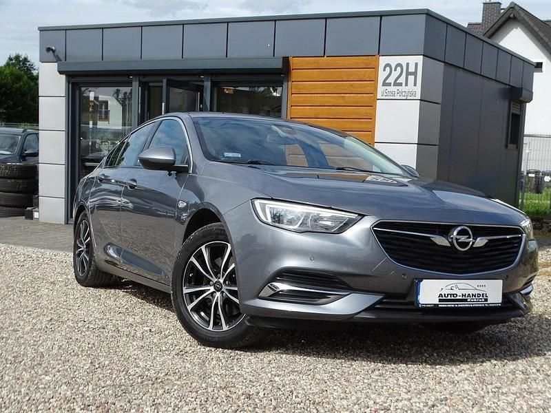 Używany Opel Insignia 170 KM (125 kW) 2018 Grafitowy (metalik) Hatchback