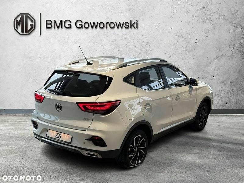 Używany MG ZS 2024 Biały SUV