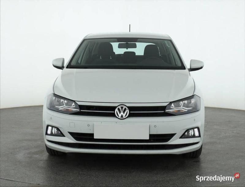 Biały Używany 2018 VW Polo Hatchback | 44 999 zł (Uczciwa cena) - Obraz 1/4