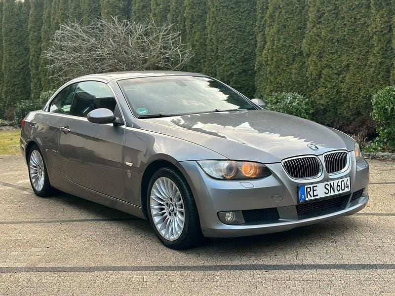 Używany BMW 325 Cabriolet Sport Line 218 KM (160 kW) 2007 Szary Kabriolet