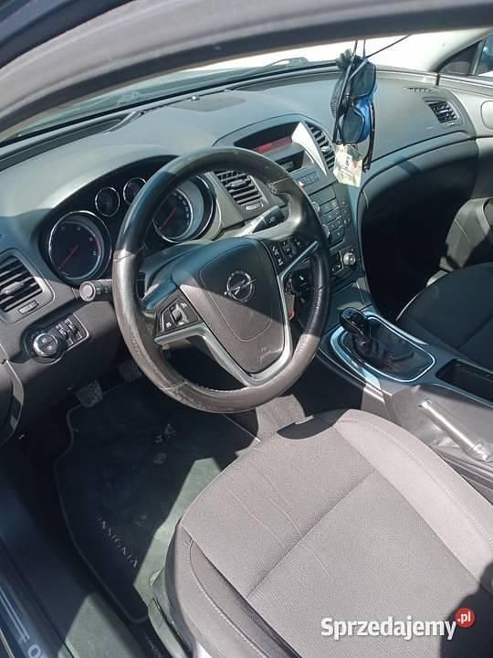 Granatowy Używany 2009 Opel Insignia Sedan/Limuzyna | 14 500 zł (Uczciwa cena) - Obraz 1/4