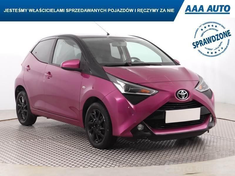 Fioletowy Używany 2018 Toyota Aygo Hatchback | 45 999 zł (Dość drogi) - Obraz 1/4