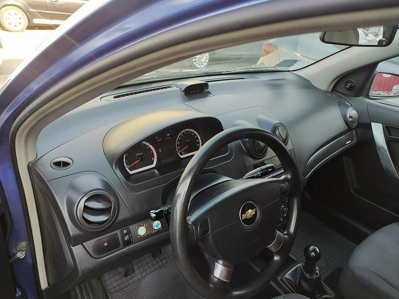 Używany Chevrolet Aveo 72 KM (52 kW) 2009 Niebieski Sedan/Limuzyna