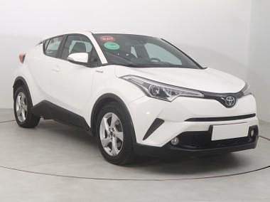 Używany Toyota C-HR 122 KM (89 kW) 2019 Biały SUV