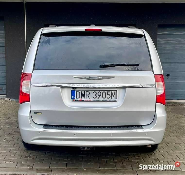 Używany Chrysler Town & Country 2013 Minivan