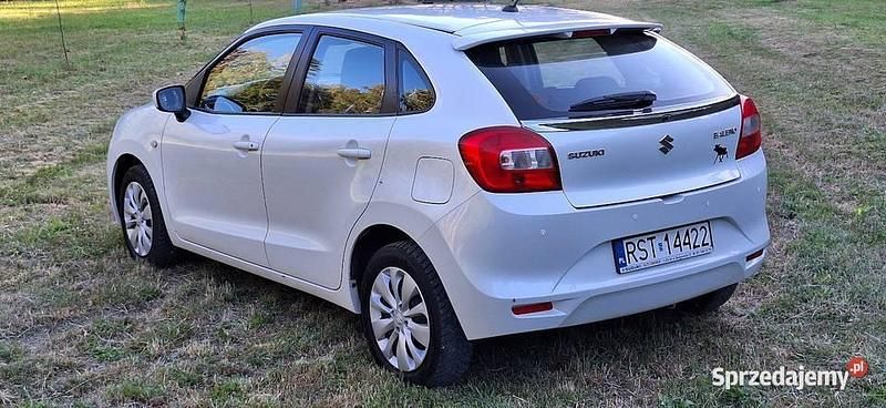 Używany Suzuki Baleno 90 KM (66 kW) 2017 Biały Hatchback